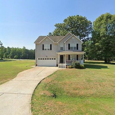 33 Oak Creek Dr, Clayton, NC 27520