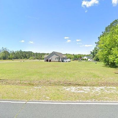 40 Eastwind Dr, Lumberton, NC 28358