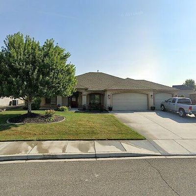 401 S Hawaii St, Kennewick, WA 99336