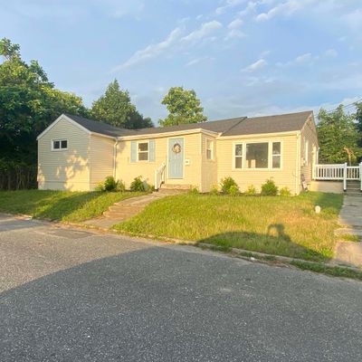 402 Second St, Pleasantville, NJ 08232