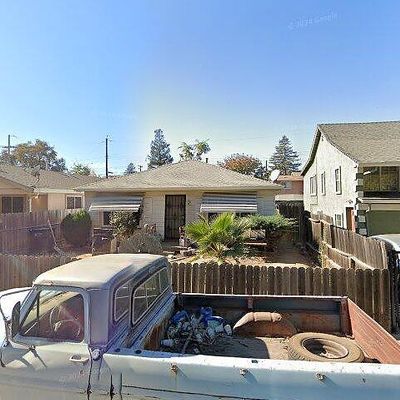 4024 39 Th St, Sacramento, CA 95820