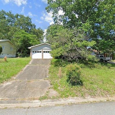 4072 W Oak Dr, Macon, GA 31210