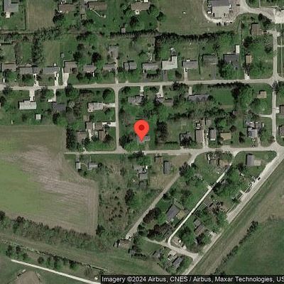 411 W Main St, Essex, IL 60935