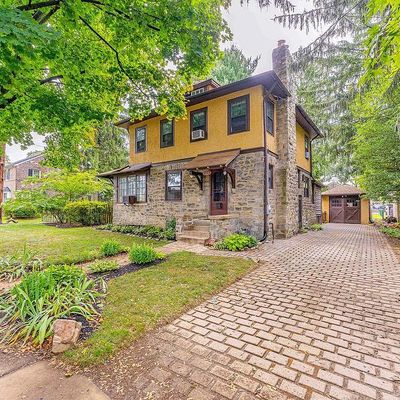 4122 School Ln, Drexel Hill, PA 19026