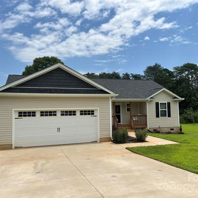 4152 S Olivers Cross Road, Newton, NC 28658