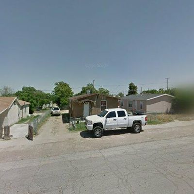 420 Olive Ave, Taft, CA 93268