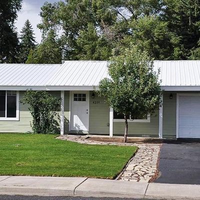 4209 Sturdivant Ave, Klamath Falls, OR 97603