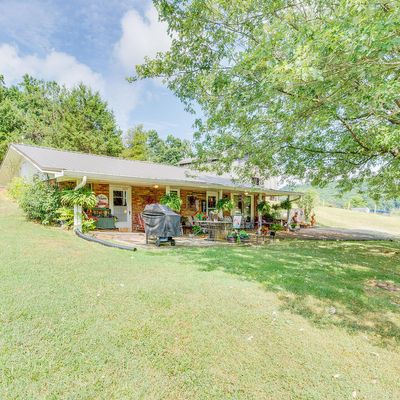 422 Looneys Gap Rd, Surgoinsville, TN 37873