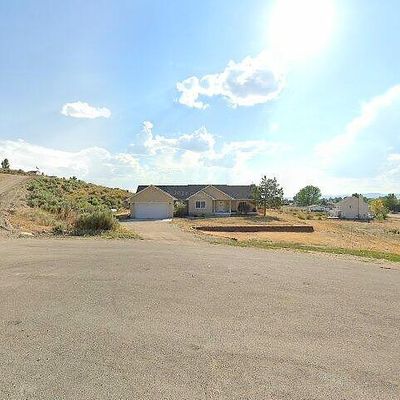 423 Flora Vw, Spring Creek, NV 89815