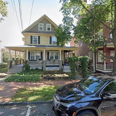 427 Locust Ave, Burlington, NJ 08016