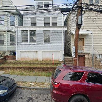 43 Dukes St, Kearny, NJ 07032