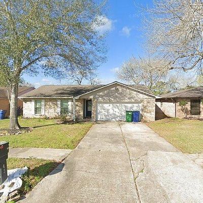 43 Wagon Lane Loop, Angleton, TX 77515