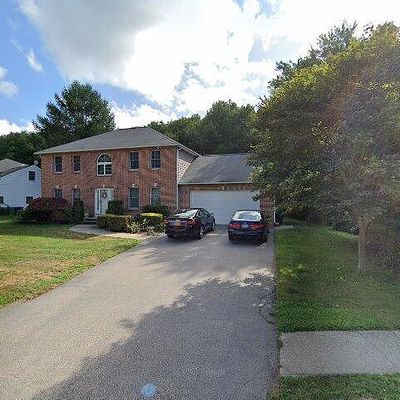 370 Larchwood Dr, Warwick, RI 02886