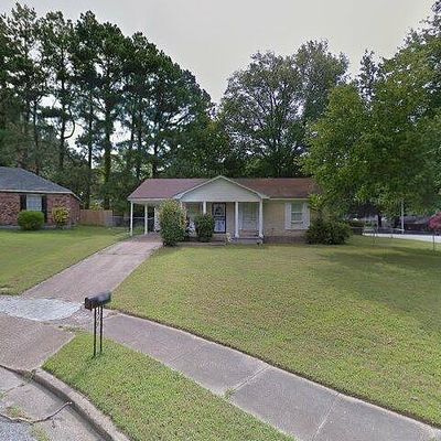 3716 Ridgemont Rd, Memphis, TN 38128