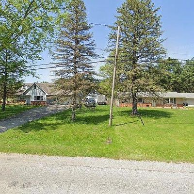 3752 W Temperance Rd, Lambertville, MI 48144