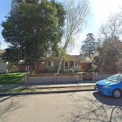 377 Laurel Ave, Oakdale, CA 95361