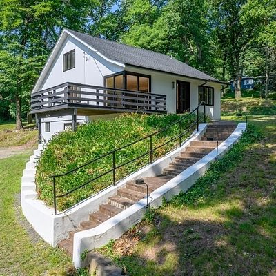 383 Summit Rd, Mountainside, NJ 07092