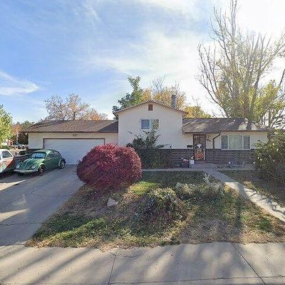 3902 Redwood Ln, Pueblo, CO 81005