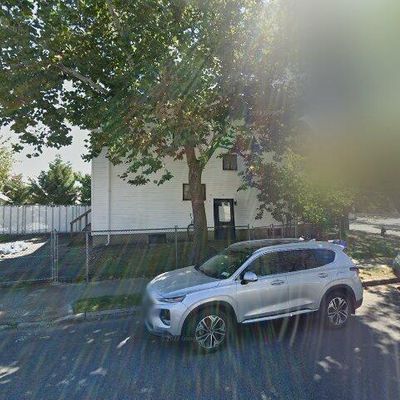 391 Montreal Ave, Staten Island, NY 10306