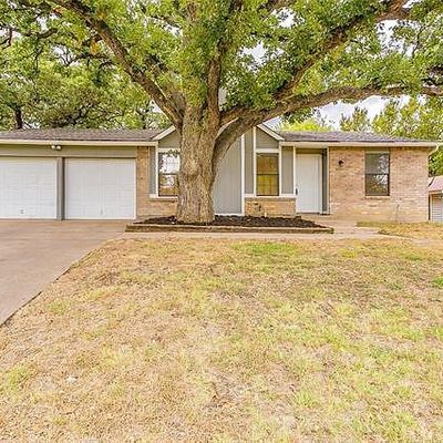 4803 French Wood Dr, Arlington, TX 76016