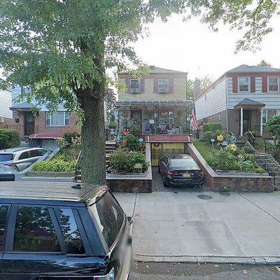 4827 Francis Lewis Blvd, Oakland Gardens, NY 11364