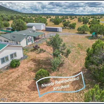 48757 N Anvil Rock Road, Seligman, AZ 86337