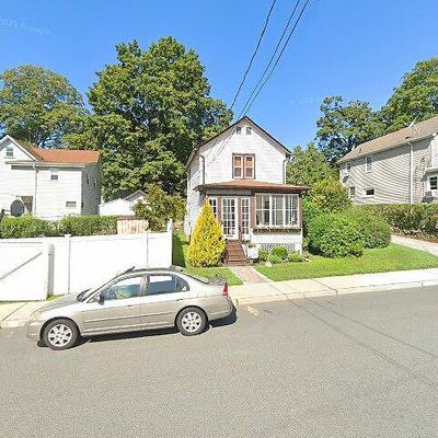 49 Gifford St N, Butler, NJ 07405