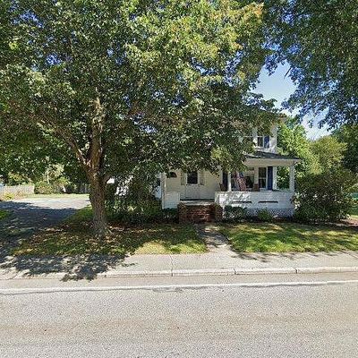 49 Liberty St, Rockland, MA 02370