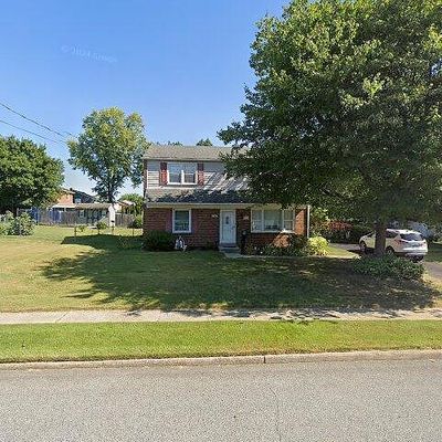 4955 Jefferson Dr, Brookhaven, PA 19015