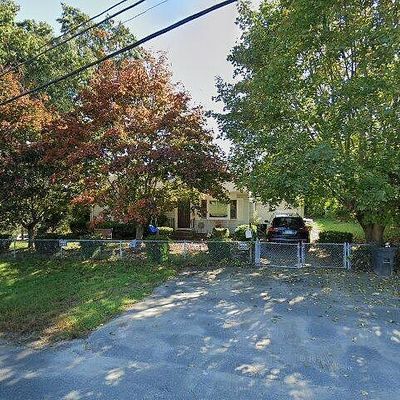 5 Lyric Ave, Waterbury, CT 06705