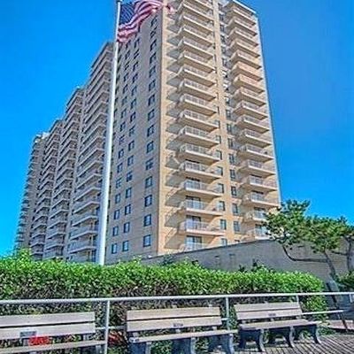 5000 Boardwalk #716, Ventnor, NJ 08406