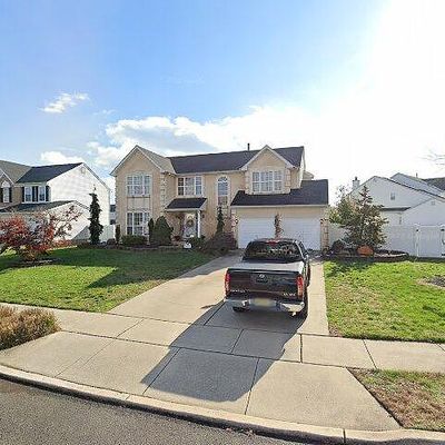 502 Coleman Dr, Clayton, NJ 08312