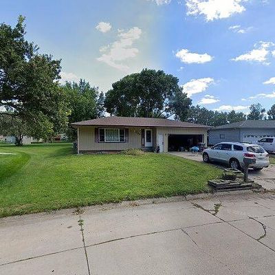 504 Shannon Dr, Norfolk, NE 68701