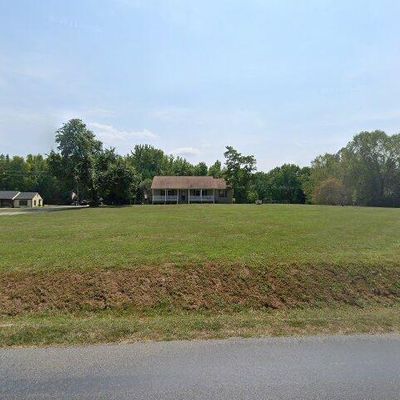 5070 Paynes Mill Rd, Bumpass, VA 23024