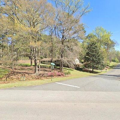 512 Whitaker Rd, Lagrange, GA 30240