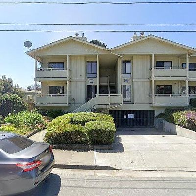 454 Cypress Ave, Half Moon Bay, CA 94019