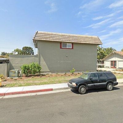 4631 Larwin Ave, Cypress, CA 90630