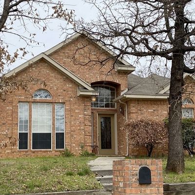 5523 Chimney Rock Dr, Arlington, TX 76017