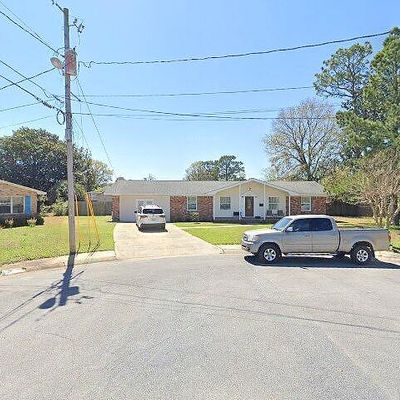 5545 Homewood Rd, Pensacola, FL 32504