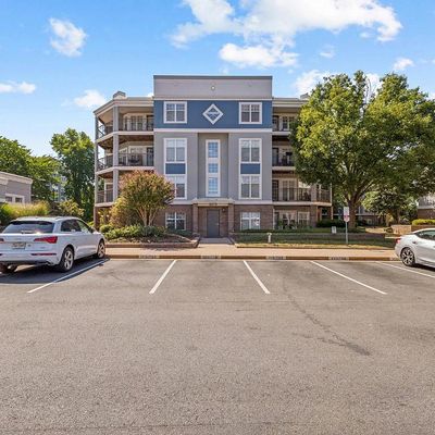 5573 Seminary Rd #208, Falls Church, VA 22041