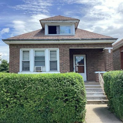 5601 S Whipple St, Chicago, IL 60629