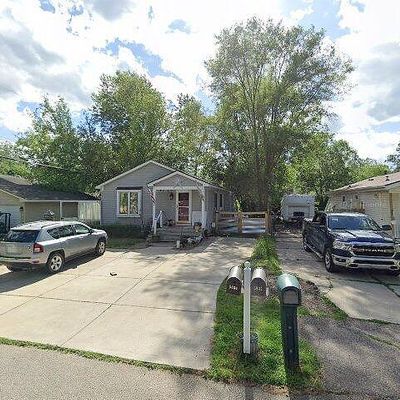 5631 Kalkaska St, Commerce Township, MI 48382