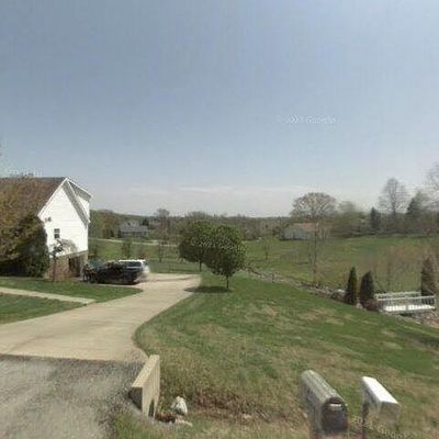 570 Barney Ln, Clarksville, TN 37042