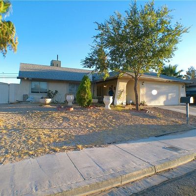 5701 Cannon Blvd, Las Vegas, NV 89108