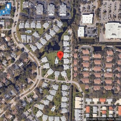 5725 Center Pointe Ln #14, Sarasota, FL 34233