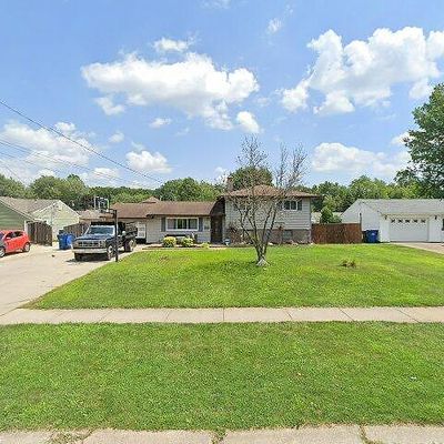 5767 Paula Blvd, North Ridgeville, OH 44039