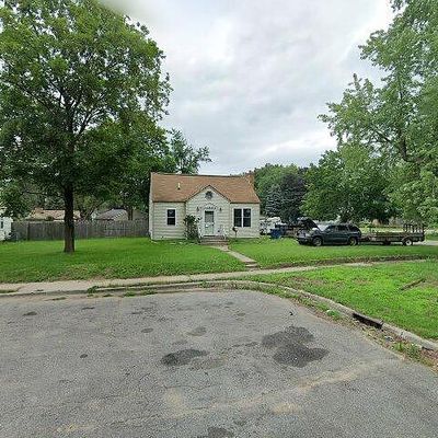 585 Van Allen St Se, Grand Rapids, MI 49548