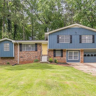 5916 Hallwood Ct, Lithonia, GA 30058