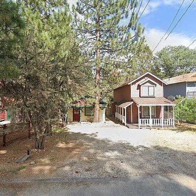 597 Cedar Ln, Sugarloaf, CA 92386