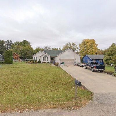 5 Z Bonnie Ln, Somonauk, IL 60552